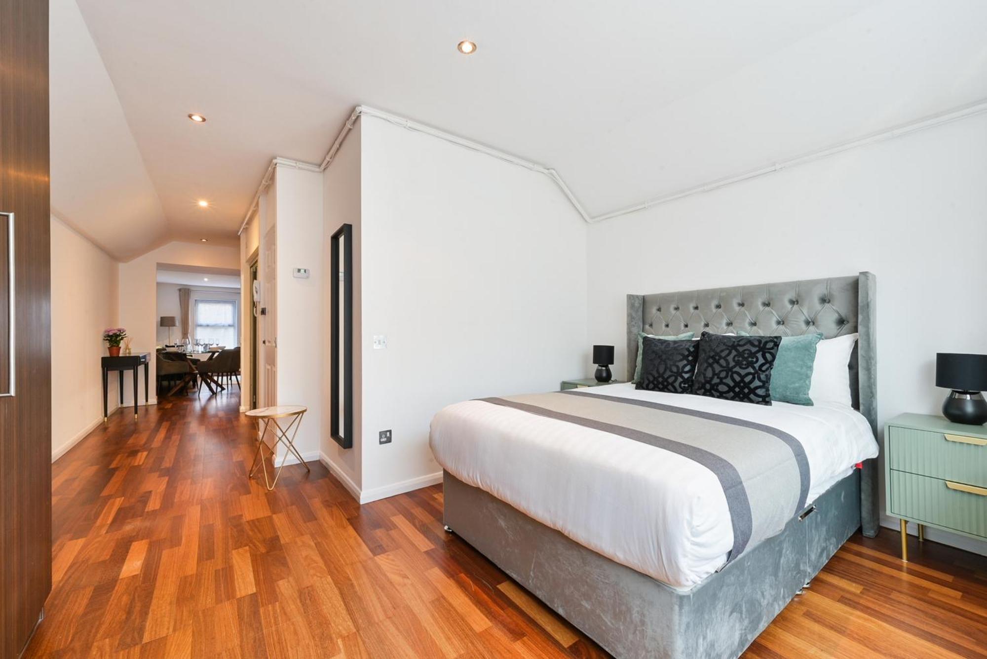 Avari - Hatton Collection Apartment London